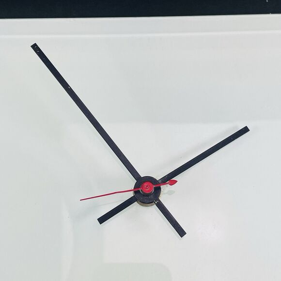 Infiniti Cars Logo Clock Wise Beverly Hills USA Beveled Glass Wall Clock 1991 - Picture 3 of 11